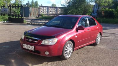 Лот: 5178427. Фото: 1. Продам Kia Cerato 2006 года--2... Автомобили