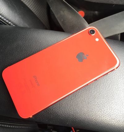 Лот: 16796186. Фото: 1. Apple iPhone 8 RU/A. 64 GB. Смартфоны