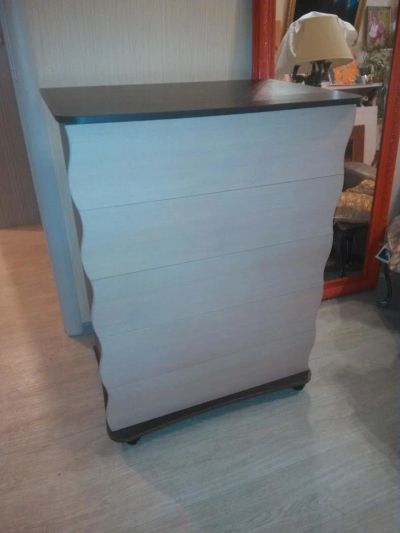 Лот: 9994469. Фото: 1. Комод на колесах 5 ящиков как... Комоды