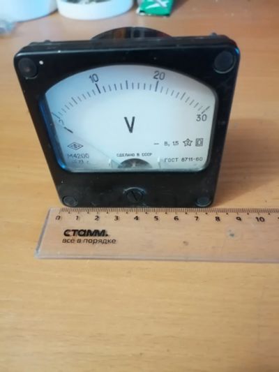 Лот: 25898233. Фото: 1. Вольтметр 0-30В. Головки измерительные, индикаторы
