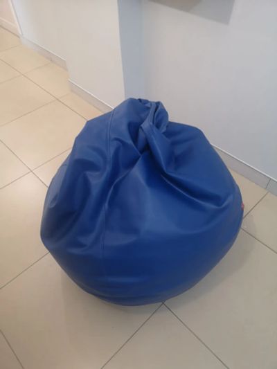 Лот: 22180086. Фото: 1. Кресло мешок синий, кожзам. Кресла-мешки