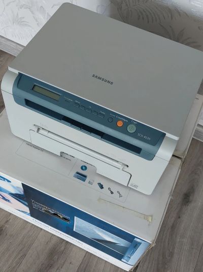 Лот: 25551196. Фото: 1. МФУ Samsung SCX-4220,принтер,сканер. Лазерные принтеры