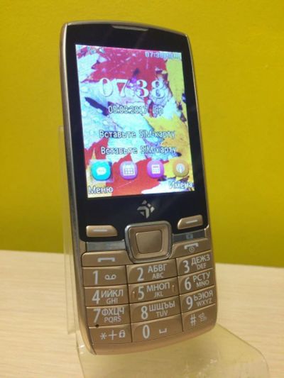 Лот: 9610693. Фото: 1. Продам телефон DEXP Larus B1... Кнопочные мобильные телефоны