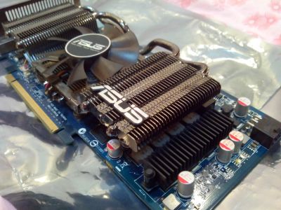 Лот: 8307243. Фото: 1. ASUS GeForce EN GTS 250. Видеокарты