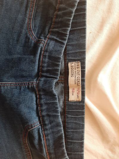 Лот: 19221361. Фото: 1. Фирменные джинсы- леггинсы Gee... Брюки, шорты, джинсы