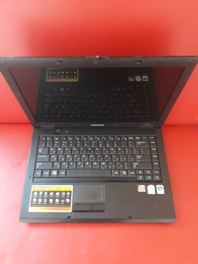 Лот: 19238885. Фото: 1. Ноутбук Samsung NP-R20Y. Ноутбуки