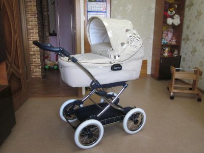 Лот: 7398996. Фото: 1. Коляска Peg-Perego young-auto. Коляски