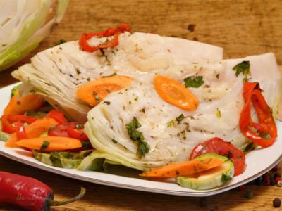 Лот: 12648422. Фото: 1. Вкусная, хрустящая! солёная капуста. Домашние заготовки