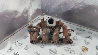 Лот: 23588534. Фото: 1. Коллектор впускной Nissan Caravan... Двигатель и элементы двигателя