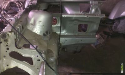 Лот: 3906591. Фото: 1. Лонжерон передний правый Ford... Кузов