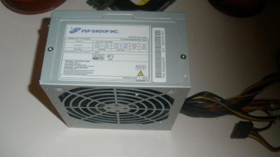 Лот: 4583544. Фото: 1. Блок питание FSP, 400W. Состояние... Корпуса, блоки питания