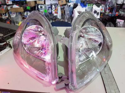Лот: 10024352. Фото: 1. фара toyota corolla 2002 212-11D1R-LD-EM... Электроприборы для автомобиля