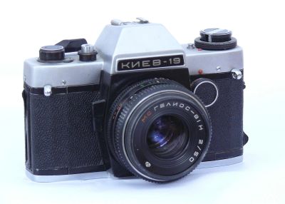 Лот: 3096349. Фото: 1. фотоаппарат Киев-19 с объективом. Плёночные зеркальные
