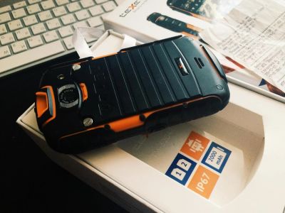 Лот: 4932964. Фото: 1. Смартфон teXet TM-3204R (противоударный... Смартфоны