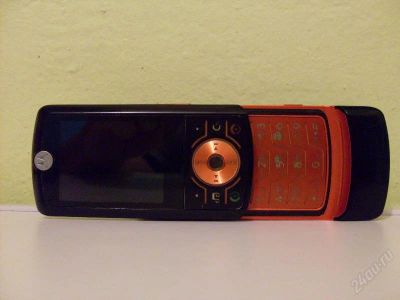 Лот: 143744. Фото: 1. Motorola Z6 б/у , комплект. Кнопочные мобильные телефоны