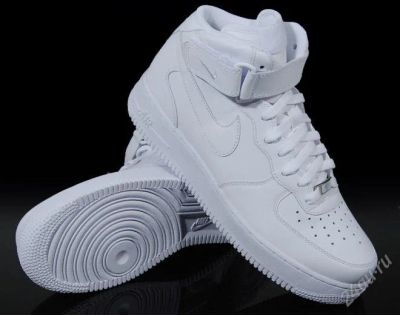 Лот: 2933138. Фото: 1. Кроссовки Nike Air Force 1. Кеды, кроссовки, слипоны