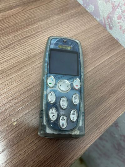 Лот: 21143439. Фото: 1. Nokia 3200. Кнопочные мобильные телефоны