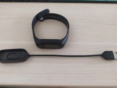 Лот: 17802942. Фото: 1. Xiaomi Mi Band 4. Смарт-часы, фитнес-браслеты, аксессуары