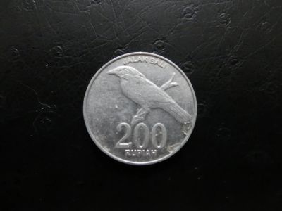 Лот: 5166414. Фото: 1. 200 рупий Индонезия 2003 г. Азия