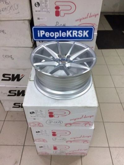 Лот: 9224151. Фото: 1. Vossen VFS1 R17 7,5j ET+28 5*114... Диски
