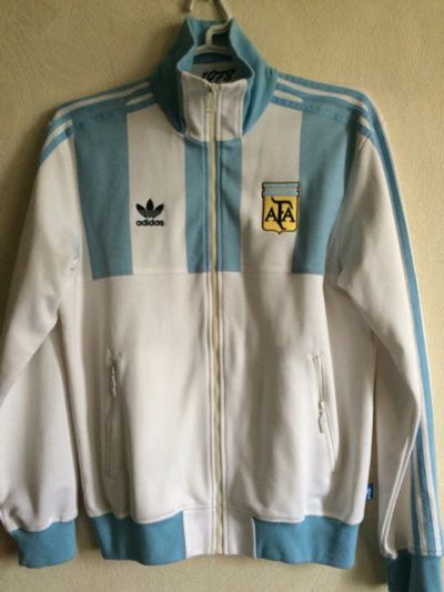 Лот: 7584020. Фото: 1. кофта Adidas аргентина. Легкие куртки, толстовки