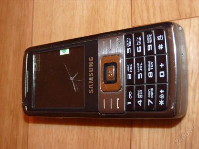 Лот: 2136939. Фото: 1. Телефон SAMSUNG. Кнопочные мобильные телефоны