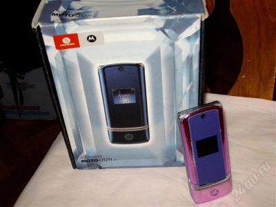 Лот: 492120. Фото: 1. сотовый телефон Motorola KRZRk1... Кнопочные мобильные телефоны
