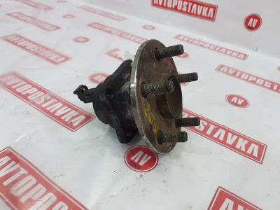Лот: 20899836. Фото: 1. Ступица Toyota Opa ZCT10 1ZZ-FE... Кузов