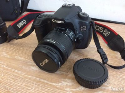 Лот: 9512330. Фото: 1. Canon 60D + 2 объектива + сумка... Цифровые зеркальные