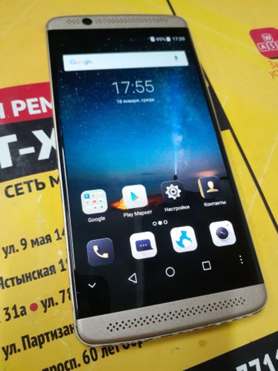 Лот: 19906647. Фото: 1. Телефон ZTE AXON 7 mini. Смартфоны