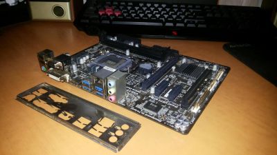 Лот: 7970683. Фото: 1. Материнская плата Gigabyte GA-H87M-HD3... Материнские платы