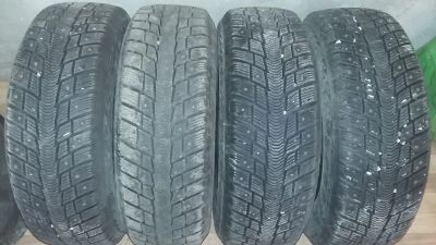 Лот: 14316867. Фото: 1. Шины 175 65 14 зима michelin 4шт. Шины