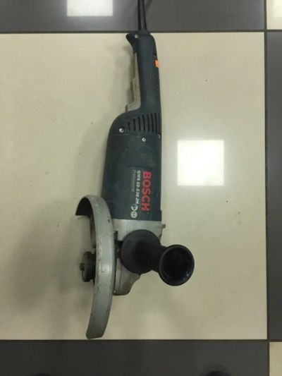 Лот: 12081256. Фото: 1. Болгарка Bosch GWS 22-230 JH. Электроинструмент