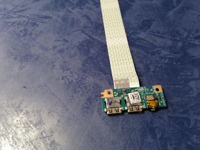 Лот: 17722684. Фото: 1. Б/У плата с разъемами USB ,Audio... Шлейфы, кабели, переходники