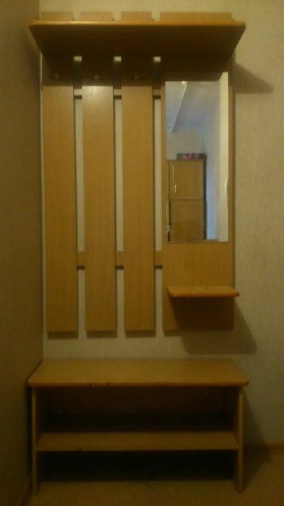 Лот: 9881581. Фото: 1. Старенькая прихожая. Прихожие, гардеробные