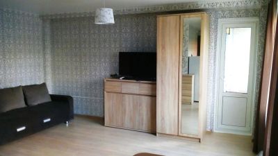 Лот: 10145162. Фото: 1. Сдам 1-комн. квартиру-студию в... Квартиры, студии