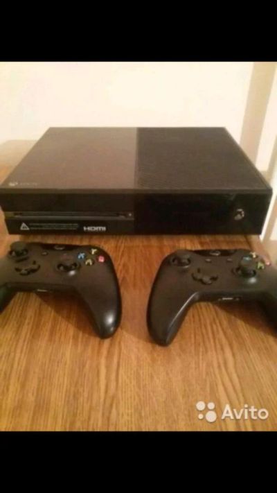 Лот: 8289304. Фото: 1. Xbox one 500Гб. Игровые приставки, консоли