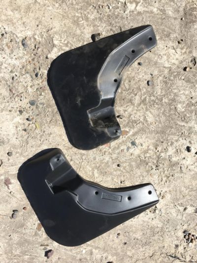 Лот: 11709339. Фото: 1. Передние брызговики Ford Explorer. Кузов