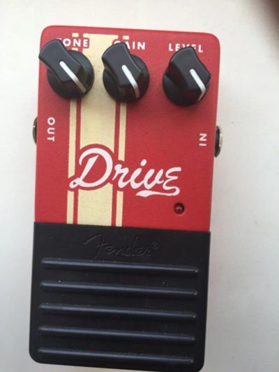 Лот: 11825583. Фото: 1. Fender Drive (Pedal). Гитарные эффекты и комбоусилители
