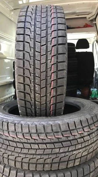 Лот: 12579989. Фото: 1. Bridgestone Blizzak. Шины