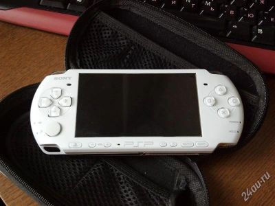 Лот: 2612828. Фото: 1. psp 3008.состояние новой, плюс... Игровые приставки, консоли