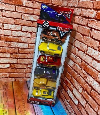 Лот: 16278166. Фото: 1. Машинки Cars Тачки 6 шт мини,пластиковые... Машины и техника
