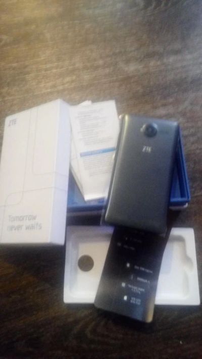 Лот: 8744922. Фото: 1. ZTE blade L3. Смартфоны