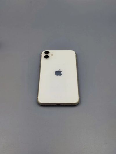 Лот: 19040805. Фото: 1. Apple iPhone 11 128GB White 355183487406097. Смартфоны