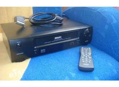 Лот: 3699432. Фото: 1. Видеомагнитофон Philips VR400-58. Видеомагнитофоны