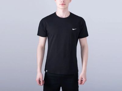 Лот: 13634394. Фото: 1. Футболка Nike (14565) Размер одежды... Футболки, поло