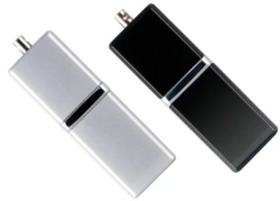 Лот: 4881695. Фото: 1. Флешка USB 2.0 16GB Silicon Power... USB-флеш карты