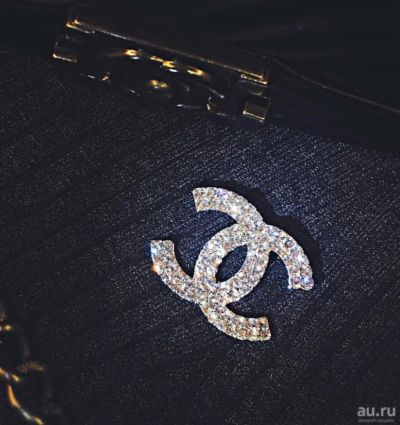 Лот: 8910930. Фото: 1. Брошь Chanel Шанель. Броши