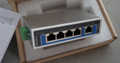 Лот: 8173409. Фото: 1. Коммутатор Moxa eds-205a Новый... Коммутаторы