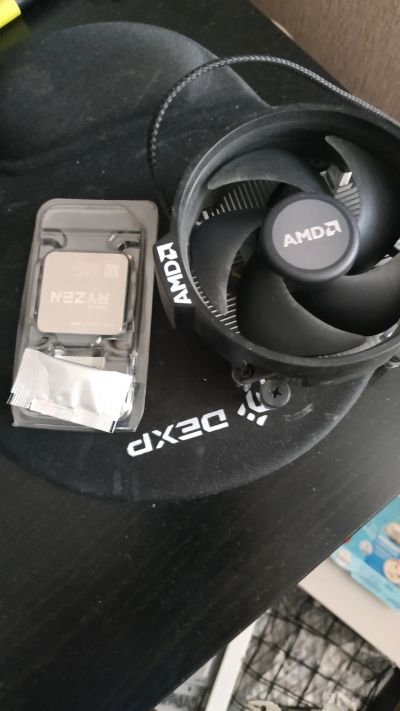 Лот: 19855236. Фото: 1. Процессор Ryzen 3 2200G, поддержка... Процессоры